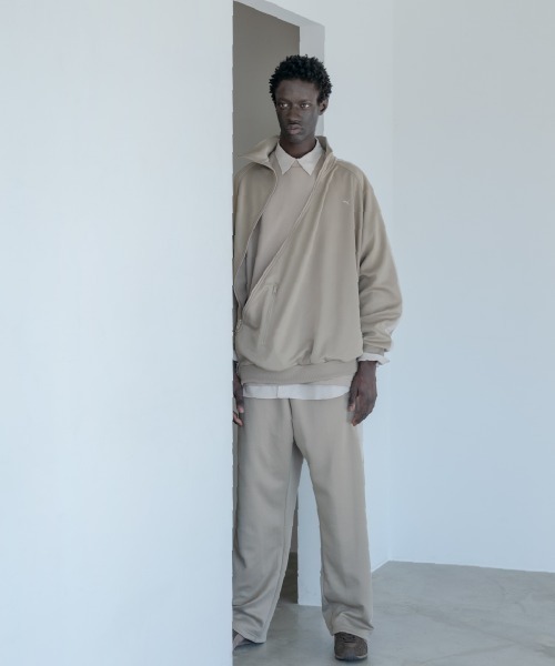PUMA(プーマ)の「WIDE TRACK PANTS(その他パンツ・メンズ・グリーン系その他/ブラウン系その他/ブラック/ベージュ系その他・L/M)」の14枚目の写真
