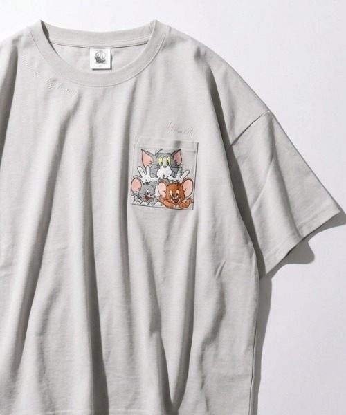 Tom&Jerry(トムアンドジェリー)の「2026SS Tom&Jerry/トムとジェりー オーバーサイズ イラストプリント 半袖Tシャツ(Tシャツ/カットソー・レディース・ライトグレー/ピンク/ホワイト/レッド系その他/スミクロ/ブルー系その他/ネイビー/アッシュグレー/ブラック/サックスブルー/カーキ/グレー系その他・M/L)」の6枚目の写真