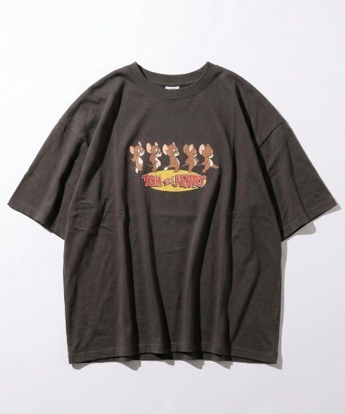 Tom&Jerry(トムアンドジェリー)の「2026SS Tom&Jerry/トムとジェりー オーバーサイズ イラストプリント 半袖Tシャツ(Tシャツ/カットソー・レディース・ライトグレー/ピンク/ホワイト/レッド系その他/スミクロ/ブルー系その他/ネイビー/アッシュグレー/ブラック/サックスブルー/カーキ/グレー系その他・M/L)」の13枚目の写真