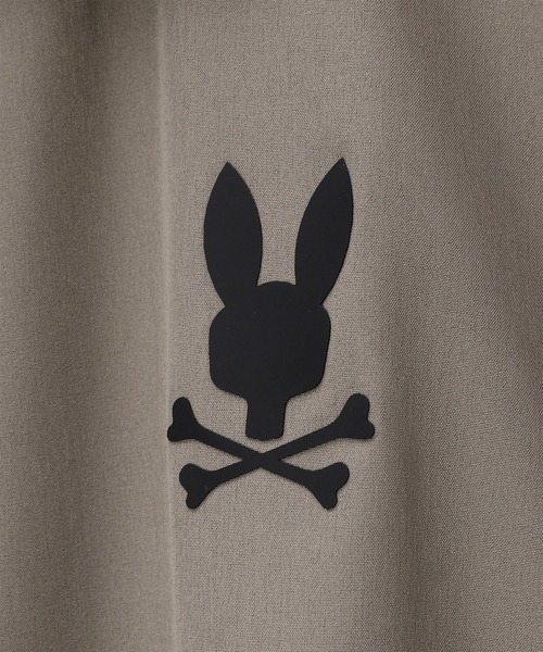 Psycho Bunny（サイコバニー）の「[WEB限定]リラックスフィット ロゴ ポロシャツ（ポロシャツ・メンズ・グレイッシュベージュ/キナリ/ブラック・MEDIUM/SMALL/X-LARGE/LARGE）」の17枚目の写真
