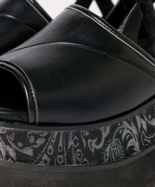 HARE（ハレ）の「ガラソールボリュームサンダル(HARE)（サンダル・レディース・ブラック/シルバー/ブラック系その他・MEDIUM/LARGE）」の6枚目の写真