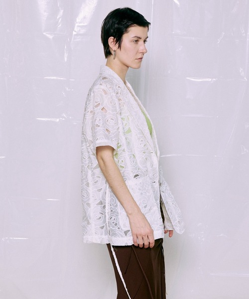 MAISON SPECIAL(メゾンスペシャル)の「Flower Sheer Half-Sleeve Jacket/フラワーシアーハーフスリーブジャケット(テーラードジャケット・レディース・ピンク/ホワイト/ブラック・FREE)」の7枚目の写真