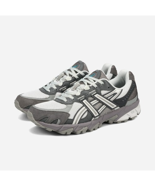ASICS(アシックス)の「ASICS SPORTSTYLE GEL-SONOMA TR62 / アシックス スポーツスタイル ゲル ソノマ TR62 / 1203A734-020(スニーカー・レディース・グレー・27.5cm/27cm/24.5cm/24cm/23.5cm/23cm)」の1枚目の写真