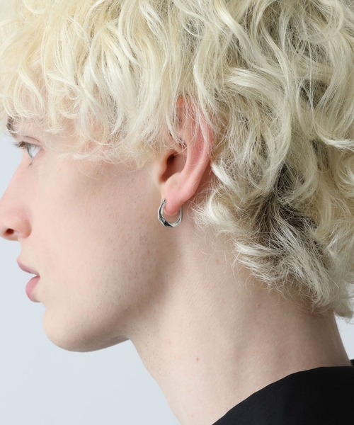 HARE(ハレ)の「【SILVER925】カットピアス(HARE)(ピアス(片耳用)・メンズ・シルバー・FREE)」の3枚目の写真