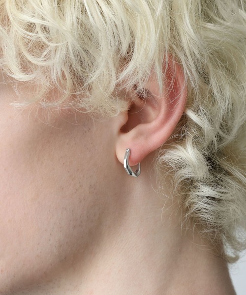 HARE(ハレ)の「【SILVER925】カットピアス(HARE)(ピアス(片耳用)・メンズ・シルバー・FREE)」の5枚目の写真