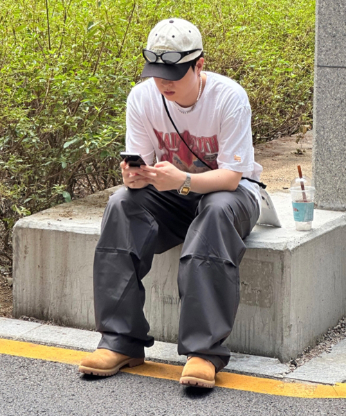 MINDBRIDGE（マインドブリッジ）の「男女共用ワイドフィットストリングパラシュートパンツ - 2カラー（その他パンツ・メンズ・ダークグレー/ライトベージュ・34/32/30/29）」の4枚目の写真