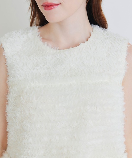 PICCIN PERLA(ピッチンペルラ)の「フラワーチュールノースリーブブラウス(シャツ/ブラウス・レディース・オフホワイト/ブラック・M)」の7枚目の写真
