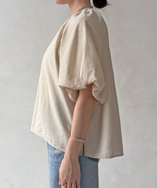 DouDou(ドゥドゥ)の「【WEB限定】シアースラブ袖バルーンブラウス(シャツ/ブラウス・レディース・イエロー/ブラック/グレイッシュベージュ・FREE)」の10枚目の写真