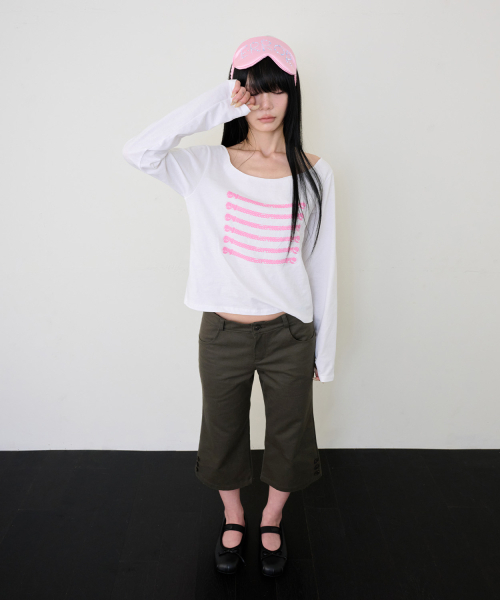 ITZAVIBE(イッザバイブ)の「SNAP POINT CAPRI PANTS - KHAKI(その他パンツ・レディース・その他・MEDIUM/LARGE)」の3枚目の写真