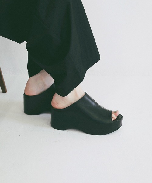 CLANE（クラネ）の「OPEN TOE SABO（サンダル・レディース・ブラック・37/36/38）」の2枚目の写真