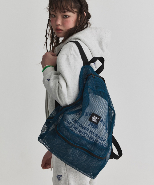 BETTER THAN SURF（ベターザンサーフ）の「EUPHORIA CROP ZIPUP HOODIE - GRAY（パーカー・レディース・その他・SMALL/MEDIUM）」の4枚目の写真