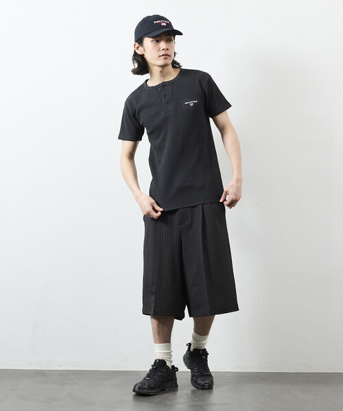 NAUTICA(ノーティカ)の「NAUTICA/ノーティカ Essential タイトフィット S/S ヘンリーネック ワッフルTシャツ(Tシャツ/カットソー・メンズ・ブラック/グレー/ホワイト/チャコールグレー・LARGE/SMALL/MEDIUM)」の7枚目の写真