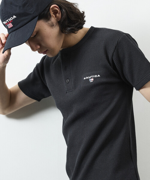NAUTICA(ノーティカ)の「NAUTICA/ノーティカ Essential タイトフィット S/S ヘンリーネック ワッフルTシャツ(Tシャツ/カットソー・メンズ・ブラック/グレー/ホワイト/チャコールグレー・LARGE/SMALL/MEDIUM)」の12枚目の写真