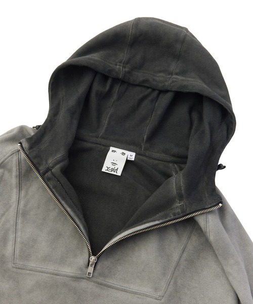 X-girl(エックスガール)の「FADED ANORAK SWEATSHIRT(パーカー・レディース・カモフラージュ/ブラック/バーガンディー・S/M)」の12枚目の写真