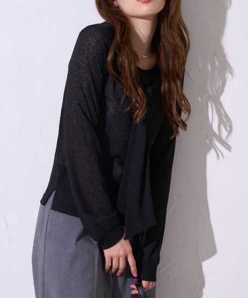 TRIANGLE PALETTE（トライアングルパレット）の「肩掛け風 シアートップス（Tシャツ/カットソー・レディース・アイボリー/ブラック/モカ/ブルー・FREE）」の20枚目の写真