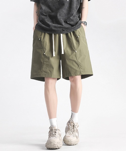 WESTBOY(ウエストボーイ)の「ストリート パネル切り替え スタッズ ワイド ショーツ WO26S14PT11(その他パンツ・メンズ・グリーン/ベージュ/ブラック・M/L/XL)」の3枚目の写真
