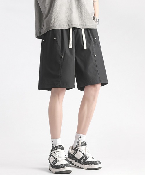 WESTBOY(ウエストボーイ)の「ストリート パネル切り替え スタッズ ワイド ショーツ WO26S14PT11(その他パンツ・メンズ・グリーン/ベージュ/ブラック・M/L/XL)」の2枚目の写真