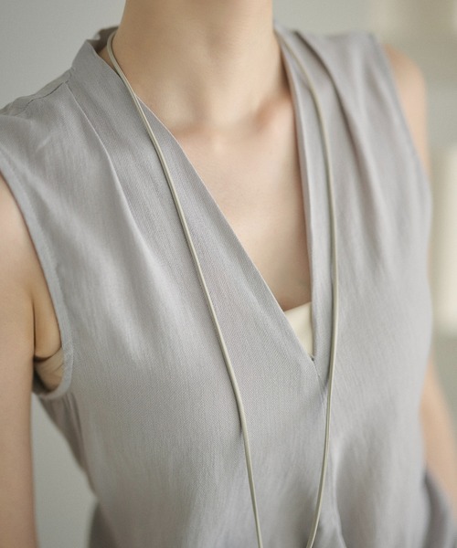 LAULEN(ローレン)の「front twist sleeveless blouse /フロントツイストノースリーブブラウス(シャツ/ブラウス・レディース・イエロー/アイボリー/ブルー/ブラック・FREE)」の16枚目の写真