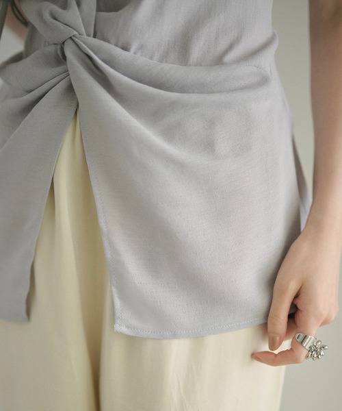 LAULEN(ローレン)の「front twist sleeveless blouse /フロントツイストノースリーブブラウス(シャツ/ブラウス・レディース・イエロー/アイボリー/ブルー/ブラック・FREE)」の19枚目の写真