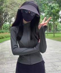 接触冷感UVカット率 99%以上レディース フロントジップ長袖　ストレッチラッシュガード 水陸両用 吸水速乾