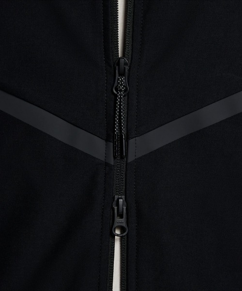 NIKE（ナイキ）の「ナイキ スポーツウェア テック メンズ Dri-FIT ショリ ニット トラックジャケット / Nike Sportswear Tech Men's Dri-FIT Shori Knit Track Jacket IM1336-010 Black（ブルゾン・メンズ・ブラック・S/M/L/2XL/XL）」の6枚目の写真