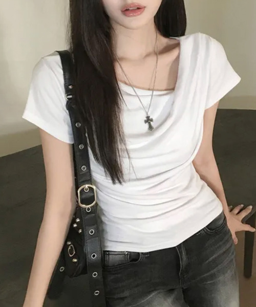 VIVID LADY(ビビッドレディー)の「ドレープネック リブ 半袖トップス(Tシャツ/カットソー・レディース・ブラック/チャコールグレー/アイボリー/グレー・FREE)」の15枚目の写真