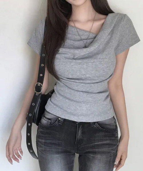 VIVID LADY(ビビッドレディー)の「ドレープネック リブ 半袖トップス(Tシャツ/カットソー・レディース・ブラック/チャコールグレー/アイボリー/グレー・FREE)」の20枚目の写真