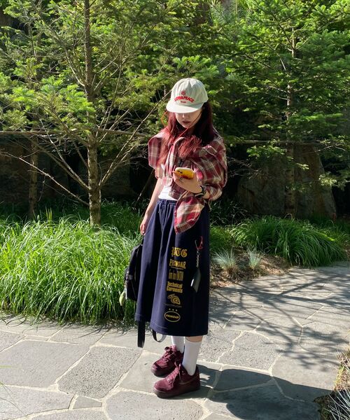 PRINOAR(プリノア)の「マルチロゴシングルプリーツバミューダショーツ - ネイビー(その他パンツ・レディース・ネイビー・SMALL/LARGE/MEDIUM)」の11枚目の写真