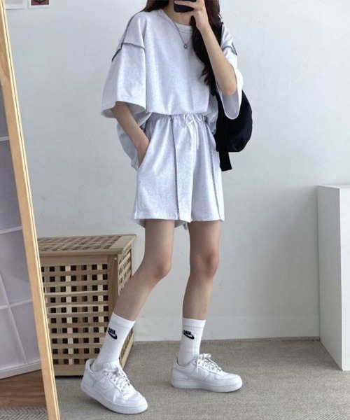 Flugge（フラッジー）の「アウトステッチTシャツ+ハーフパンツ（その他トップス・レディース・ベージュ/ブラック・FREE）」の14枚目の写真