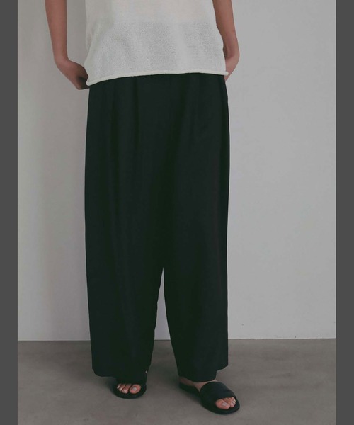 HER.(ハー)の「リラクシータックパンツ(その他パンツ・レディース・チャコールグレー/カーキ・1/2)」の10枚目の写真