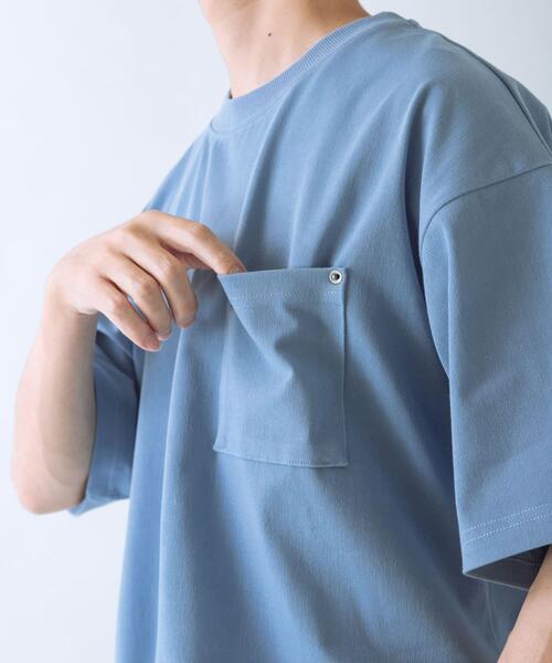 ITEMS URBANRESEARCH(アイテムズ アーバンリサーチ)の「接触冷感 ツイル ポケット Tシャツ(Tシャツ/カットソー・メンズ・オリーブ/チャコールグレー/ブルー系その他/モカ・LARGE/MEDIUM)」の4枚目の写真