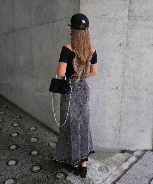 AMELY(エミリー)の「ヴィンテージ風デニムスカート(スカート・レディース・ブルー/ブラック/ライトブルー・L/M)」の5枚目の写真