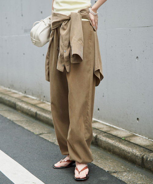 IENA(イエナ)の「《/手洗い可》フィブリルキュプラミックスジョガーパンツ(その他パンツ・レディース・チャコールグレー/カーキ・38/36)」の13枚目の写真