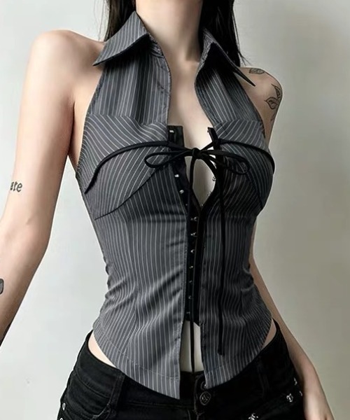 .KOM（ドットコム）の「A'GEM/9 × .kom 『.KOM/ドットケーオーエム』STRIPE RIBBON HALTER TOP / ストライプリボンホルタートップス（タンクトップ・レディース・ブラック/グレー・S）」の5枚目の写真