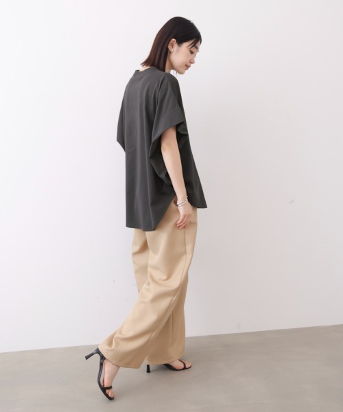 Bou Jeloud(ブージュルード)の「【吸水速乾/UVカット】スムースドライカットロゴレイヤードプルオーバー(Tシャツ/カットソー・レディース・チャコールグレー/オフホワイト/ブラック・FREE)」の16枚目の写真