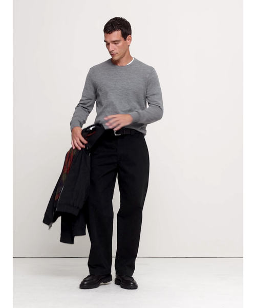 Banana Republic(バナナリパブリック)の「メリノ クルーネックセーター(ニット/セーター・メンズ・チャコールグレー/ライトブルー/ブラック/ネイビー/ブラウン/グリーン/その他/マルチ/ナチュラル・S/M/L/XL)」の10枚目の写真