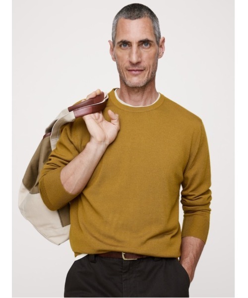 Banana Republic(バナナリパブリック)の「メリノ クルーネックセーター(ニット/セーター・メンズ・チャコールグレー/ライトブルー/ブラック/ネイビー/ブラウン/グリーン/その他/マルチ/ナチュラル・S/M/L/XL)」の9枚目の写真
