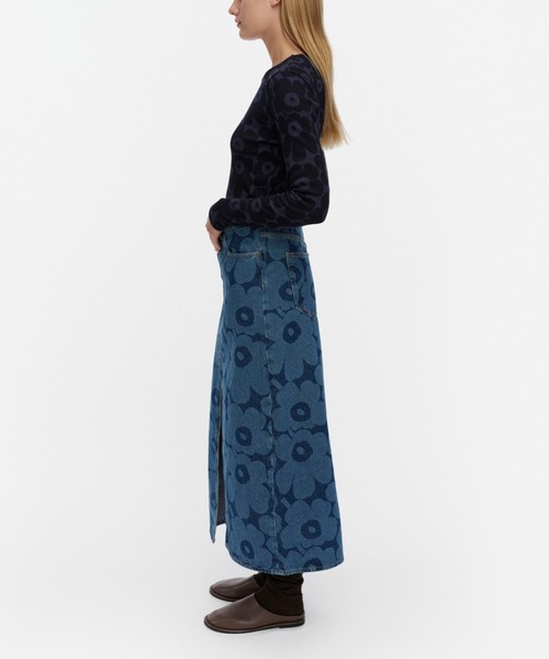 marimekko(マリメッコ)の「【Maridenim】Kuvastuma Unikko / skirt(スカート・レディース・ネイビー・40/38/36/34/32)」の2枚目の写真
