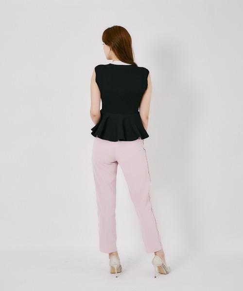 tocco closet(トッコ クローゼット)の「ボウタイリボン付き配色ペプラムニットプルオーバー(ニット/セーター・レディース・ブラック/ピンク系/オフホワイト・M)」の15枚目の写真
