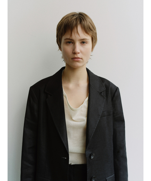 MOHAN(モハン)の「TIS LINEN TAILORED SINGLE BLAZER_BLACK(テーラードジャケット・レディース・ブラック・X-SMALL/MEDIUM/SMALL)」の2枚目の写真