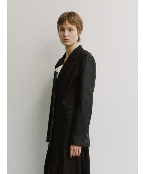 MOHAN(モハン)の「TIS LINEN TAILORED SINGLE BLAZER_BLACK(テーラードジャケット・レディース・ブラック・X-SMALL/MEDIUM/SMALL)」の4枚目の写真