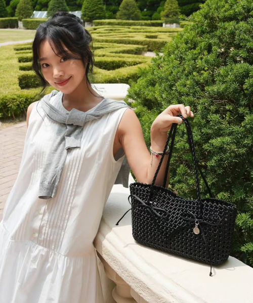 ORYANY（オリヤニ）の「フリーダトート ODSBTT37_009（ショルダーバッグ・レディース・ブラック・FREE）」の15枚目の写真