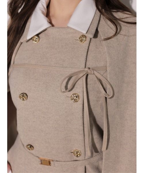 M me eme（エムミーエメ）の「Classical ribbon belted cape coat(eme11105)（その他アウター・レディース・ベージュ/ブラック・FREE）」の5枚目の写真