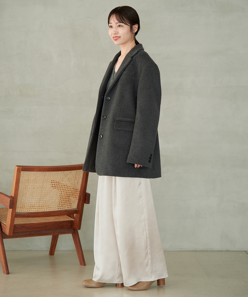 SLOBE IENA(スローブイエナ)の「《WEB限定カラーあり》サテンリラックスワイドパンツ(その他パンツ・レディース・アイボリー/ブラック/カーキ・36/38)」の16枚目の写真
