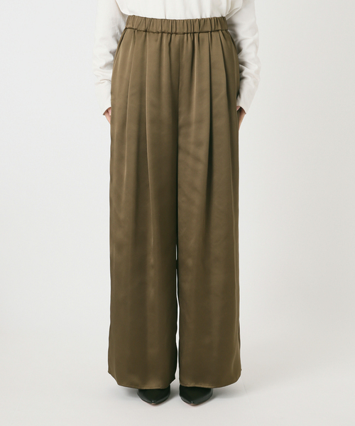 SLOBE IENA(スローブイエナ)の「《WEB限定カラーあり/》サテンリラックスワイドパンツ(その他パンツ・レディース・アイボリー/ブラック/カーキ・36/38)」の13枚目の写真