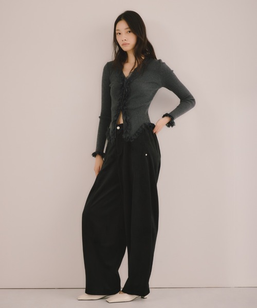 DRWCYS（ドロシーズ）の「ベロアバレルレッグパンツ（スウェットパンツ・レディース・ブラック/ブラウン・SMALL/MEDIUM）」の11枚目の写真