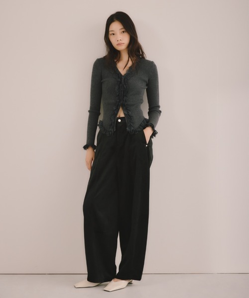 DRWCYS（ドロシーズ）の「ベロアバレルレッグパンツ（スウェットパンツ・レディース・ブラック/ブラウン・SMALL/MEDIUM）」の12枚目の写真