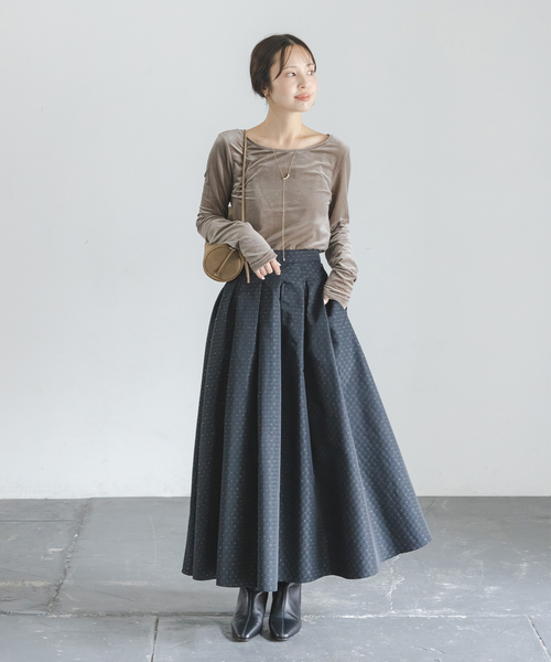 Noble(ノーブル)の「シアーベロアジャージーTOPS(Tシャツ/カットソー・レディース・モカ/ホワイト系その他/ピンク系その他・FREE)」の18枚目の写真