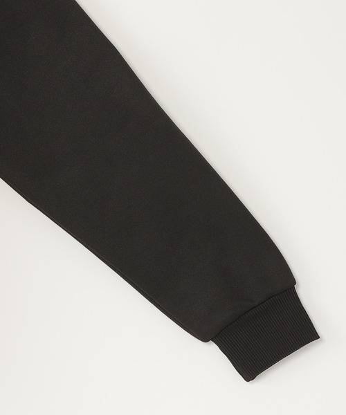 ikka（イッカ）の「ワッフルモール裏起毛コンビトレーナー（120~160cm）（スウェット・キッズ・セージグリーン/チャコール・160/150/140/130/120）」の7枚目の写真