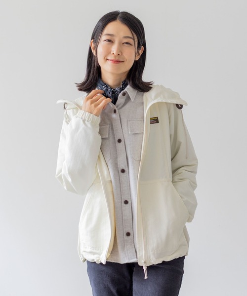 L.L.Bean(エルエルビーン)の「マウンテン・クラシック・フルジップ・ジャケット 米国フィット・プチ(ナイロンジャケット・レディース・オリーブドラブ/アイボリー・LARGE/MEDIUM/SMALL/X-SMALL)」の11枚目の写真